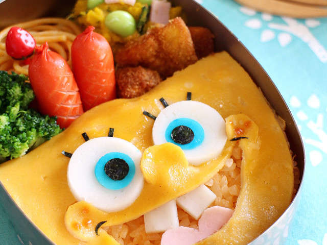 オムライスで*スポンジボブキャラ弁